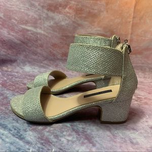 Stuart Weitzman silver glitter Sandals Girls 1 Rosalyn Alexa Black Ankle Strap